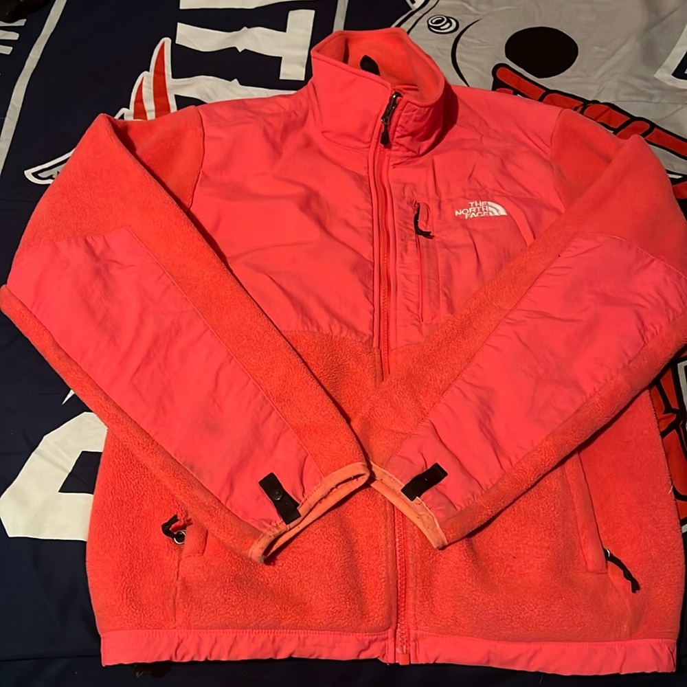 Women’s pink north face
